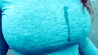 i'm fingering myself as a bimbo on webcam, having so much fun with my beautiful body