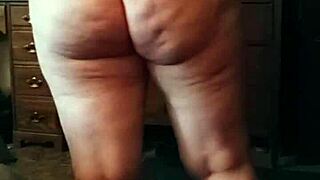 Can a simple booty drop from this big ass brunette turn into something wildly sexy?