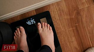 creampie short blue eye blonde teen Becky Summer in leotard at Fit18 casting!