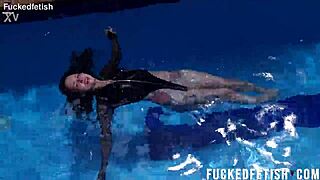 underwater jessica bunny shows off her big ass and skinny latina pussy in wet passionate action