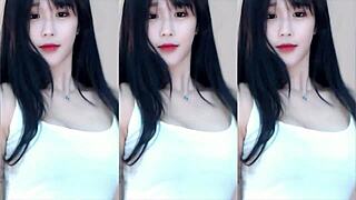 gái trung quoc nhay tàu luon siêu toc do dày 😍 let's chat about this cute asian dance video