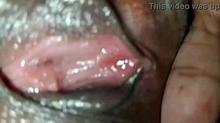 I love licking that pinay mommy's pussy