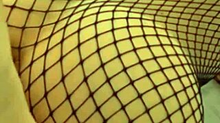 Amateur babe moans while getting tight shaved pussy filled with cum in creampie from fat cock.