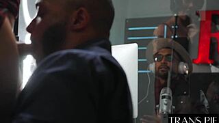 Pretty shemale Daisy Taylor with adorable cute features enjoys horny fucking with big cock