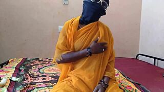 Hey check out this horny aunt getting her wet pussy fingered in Indian homemade video