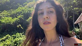 Walking With Hot Cum On My Face On Public Beach Full Of People Makes Me Feel Alive Cumwalk