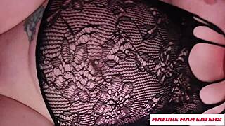 I feel so full from thicc mama taking black cock deep