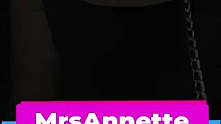 can this cuckold slave lick mistress pussy in pantyhose?