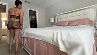 Ebony slut masturbates and gives head with ass licking