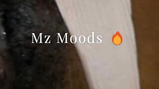mz moods gets her pussy licked by a tongue