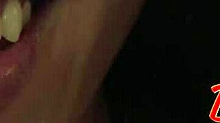 aguentando tudo na boca, bucetinha e cuzinho com pau grosso socando forte nesse interracial brasileiro amador