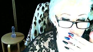 Real melodramatic story of Ukrainian webcam slut marrying Moscow composer with nervous wedding vibes.