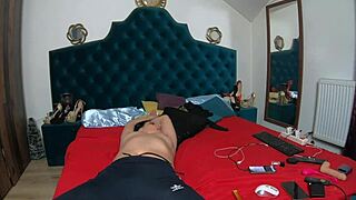 Preview, MilfyCalla, I'm masturbating and playing with my pussy in sportswear 233