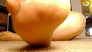 dawnskye1962 shares her update 156 from nov 06 2025, wigglin and bouncin her big natural tits and curvy hairy mature body in pantyhose for a retro solo pov vibe