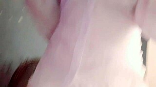 The Colombian neighbor masturbates outdoors hoping others watch her solo session