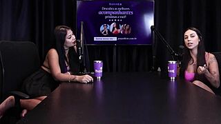 Morena Gostosa Shows Lindos Peitos After Saying Bucetinha Apertada Adora Boquete