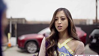 Oh wow, these Asian cheerleaders are licking cunt in the classroom, petite brunettes fingering and scissoring with passion 😏👩‍❤️‍💋‍👩