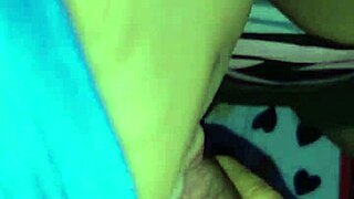 Hey Pinay hottie, you getting fucked by that baguettez?