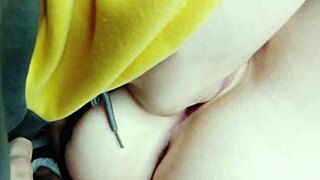 Why are we alone at home, stepsister? Let's do this homemade pussy licking close-up right now!