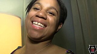 Rome Major makes Kimberly squirt in bisexual threesome with big cock licking and rough pussy action