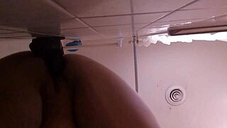 riding this dildo feels so good right now