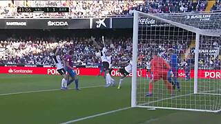 What was the highlight of Valencia CF facing FC Barcelona in that intense 2-4 match?