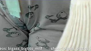 Camel toe shows in homemade solo spreading with juicy Colombian milf ass