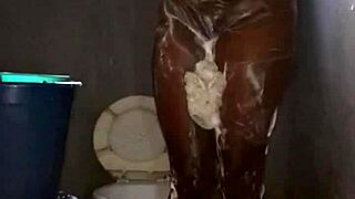 Naijahomemadepussy feels so refreshed after her curvy morning shower in this homemade solo video.