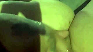 oh god i love getting my pussy all wet and squirting everywhere