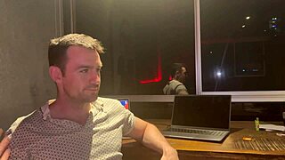 Secretary Slut Takes Boss Bareback Bwc in Interracial Homemade Action