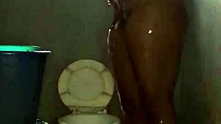 Naijahomemadepussy feels so refreshed after her curvy morning shower in this homemade solo video.