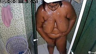 hidden cam films busty bbw neighbor shaving huge pussy