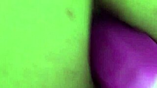 chubby babe gaps her fat ass with anal dildo toys creamy