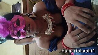 hot indian mature wife gets romantic pounding in tight saree blouse