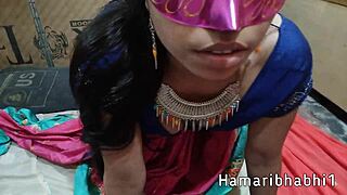 hot indian mature wife gets romantic pounding in tight saree blouse