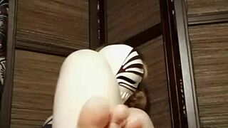 omg pantyhose got me so horny stripping slow for you 🔥😈