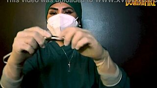 love these latex gloves in fetish play