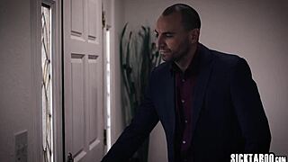 Homeowner seizes big ass Latina babe in uniform