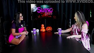 primeira vez cu de frente gozada menage siririca uber raphaela savanah sheer red halloween 😈👻🔥