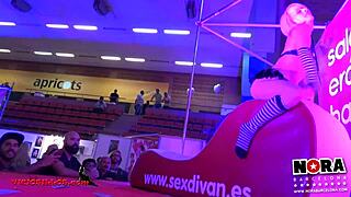 i mess up stripping pole dancing like a horny blonde