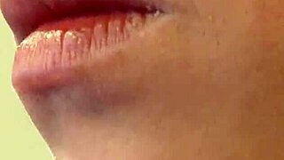 lesbian beauty licks pussy... but in a boxing ring?