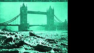 Vintage housewife reveals her antique toy pleasures in retro solo!