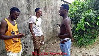 i fucked my neighbors outside in the rain 😈💦