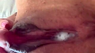 giving it to the hung stud in my backyard, so hot!