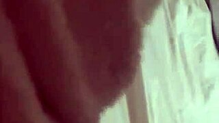 MI AMIGA ME CHUPA LA VERGA HARD!