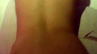 gringa nalgona fucked from behind hard