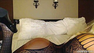 Xogisele plays naughty solo with big tits in lingerie webcam