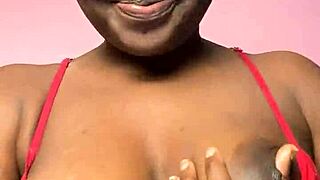 Wanna see these saggy natural tits bounce in self-love?