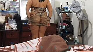 d milf shakes ghetto ass while sucking black cock deep