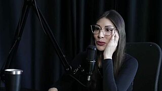 veja a entrevista safada com melina khalifa no porn cast brazil parte 3... watch sheer red lingerie!